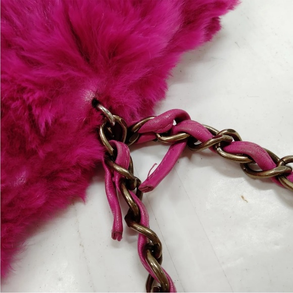 Chanel Rabbit Fur Bag - Fuscia - Picture 10 of 16